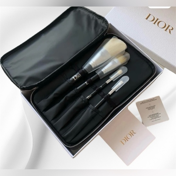 Dior Beauty Backstage Makeup Brushes 4 and Cosmetic Bag Gift Set black vinyl - Picture 1 of 10
